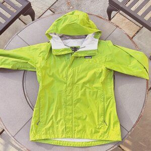Patagonia Women's Torrentshell H2NO Hooded Rain Vented Jacket Green Medium